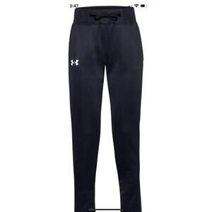 Under Armour $40 Pants Girls YLG Black Armour Fleece Ankle Legging